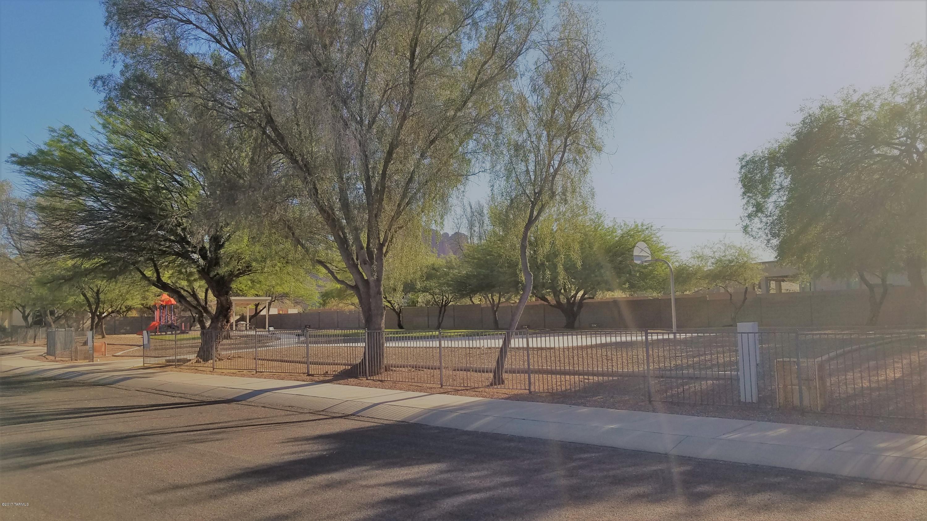 7724 West Rising Moon Way Tucson, AZ 85743 - Photo 6 of 6 Gallery Image 6