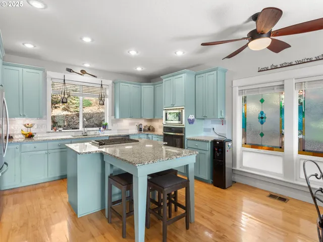 $599,900 | 943 West Y Street, Washougal, WA 98671