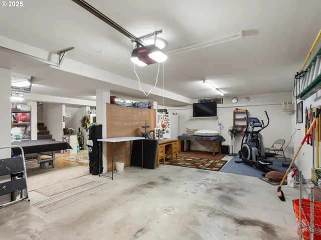 $599,900 | 943 West Y Street, Washougal, WA 98671