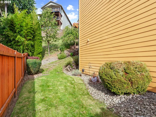 $599,900 | 943 West Y Street, Washougal, WA 98671