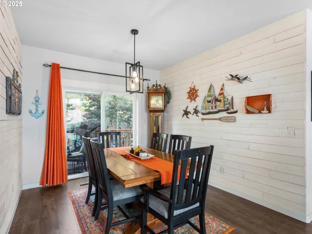 $599,900 | 943 West Y Street, Washougal, WA 98671