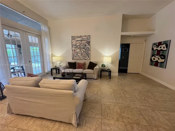 $5,700 | 834 Verona Lake Drive, Weston, FL 33326