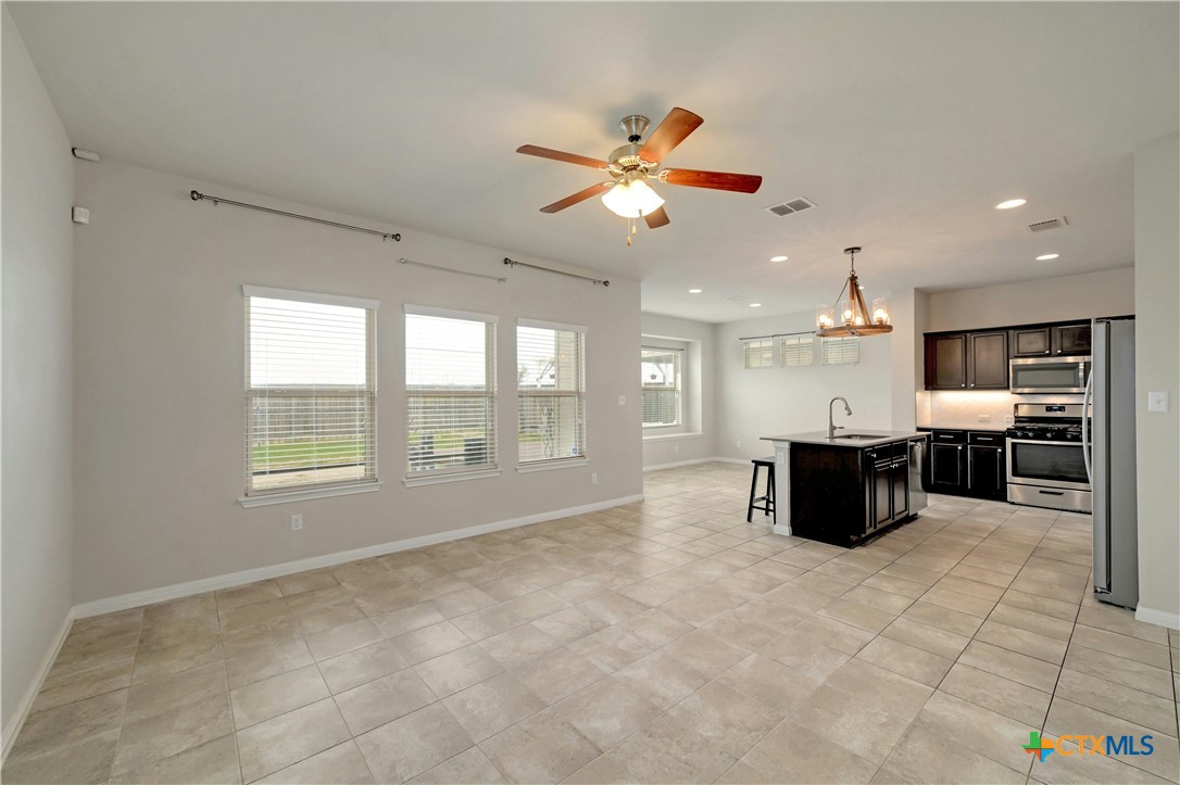 702 Nautical Loop Kyle, TX 78640 - Photo 4 of 28
