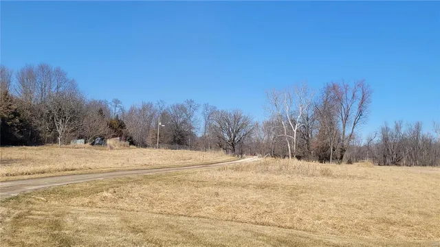 $650,000 | 9830 Interstate 70 Drive Southeast, Columbia, MO 65201