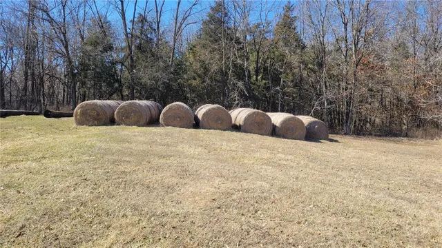 $650,000 | 9830 Interstate 70 Drive Southeast, Columbia, MO 65201