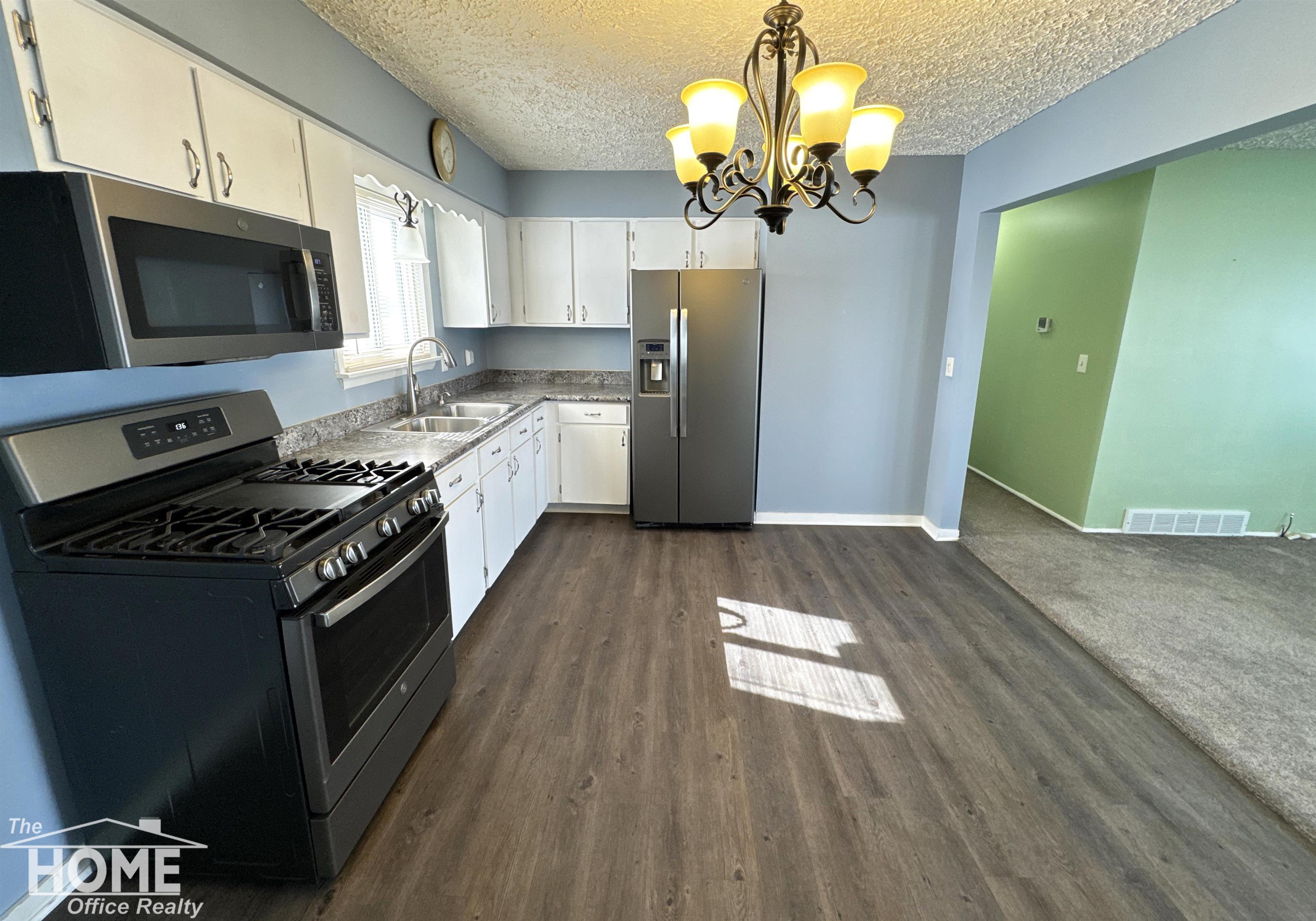 2020 East Wilkinson Road Owosso, MI 48867 - Photo 11 of 34 50167169-1d2af4a2-8b4d-49ac-bee9-64d85ddc77fb.JPG