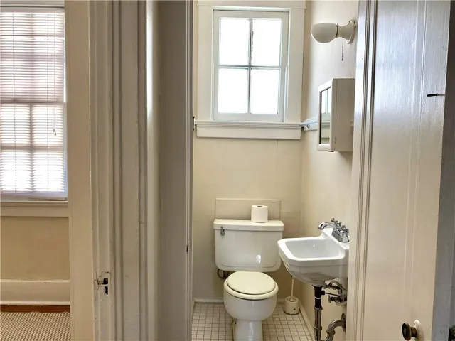 $1,850 | 1730 Valmont Street, New Orleans, LA 70115