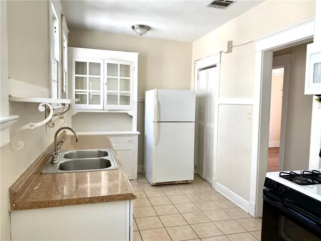$1,850 | 1730 Valmont Street, New Orleans, LA 70115