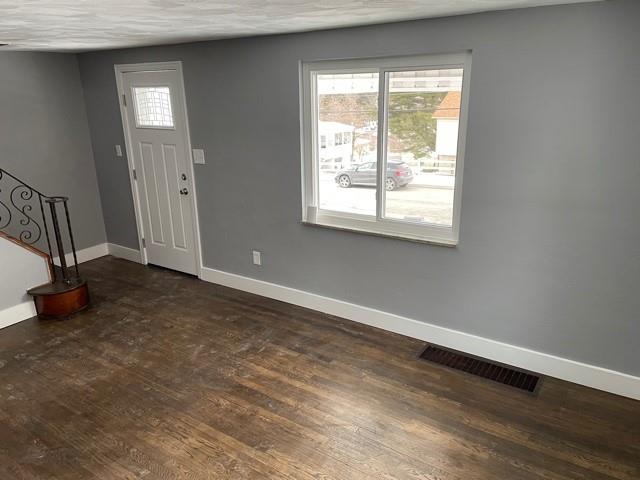 4835 Mooney Road Pittsburgh, PA 15120 - Photo 4 of 24 Gallery Image 4