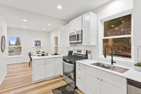 $319,900 | 244 South Adams Street, St. Croix Falls, WI 54024