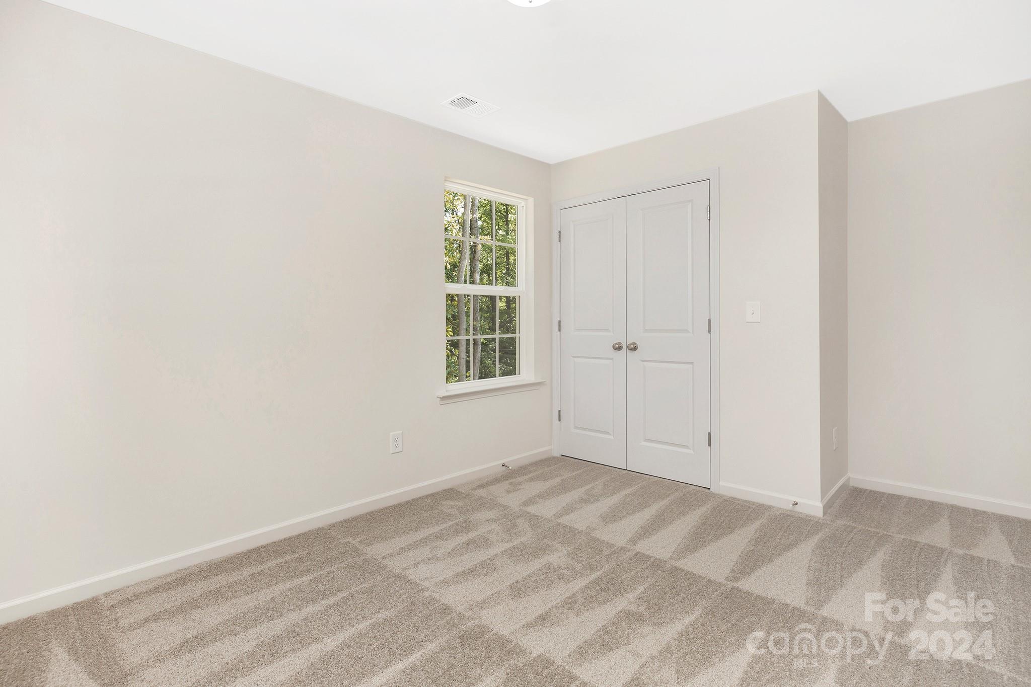 3844 Lake Road Charlotte, NC 28269 - Photo 15 of 26 Gallery Image 15