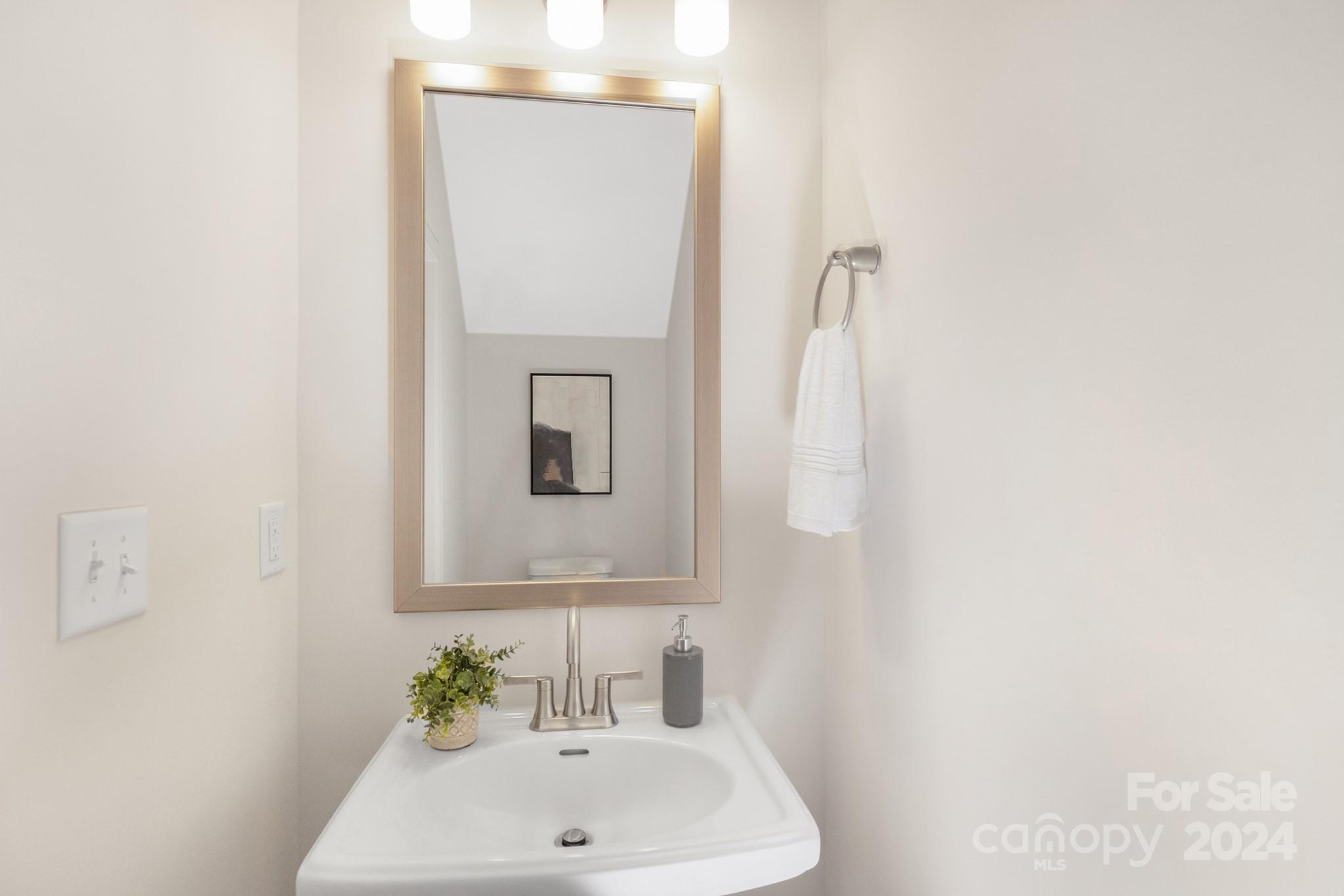 3844 Lake Road Charlotte, NC 28269 - Photo 23 of 26 Gallery Image 23