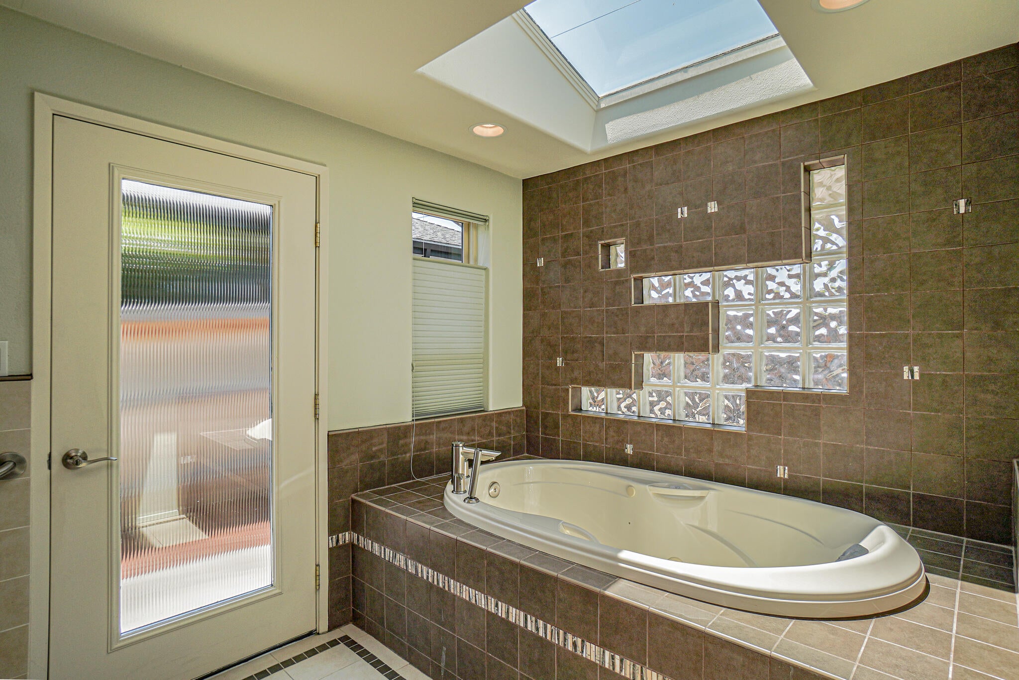 101 South Foothill Road Medford, OR 97504 - Photo 28 of 60 DSC06451