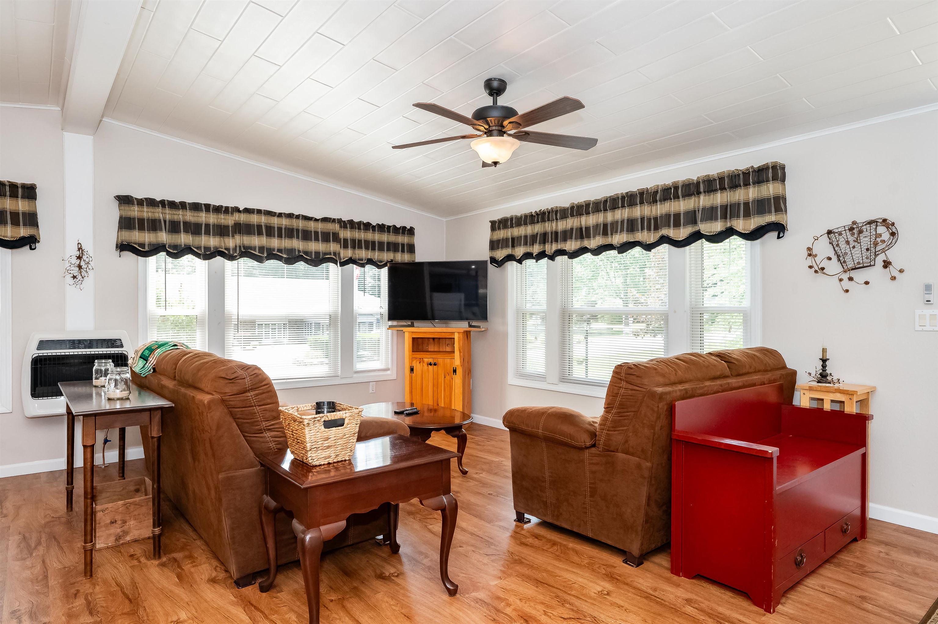 56 Eagle Drive Rochester, NH 03868 - Photo 15 of 38