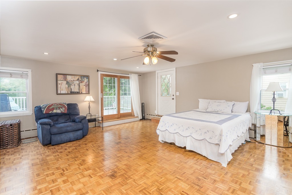 992 Brook Road Milton, MA 02186 - Photo 12 of 25