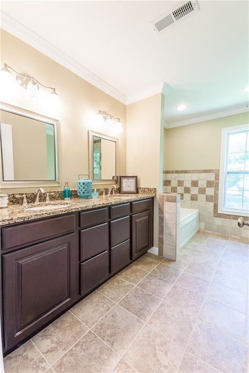 2135 Wynnedale Road Indianapolis, IN 46228 - Photo 19 of 48 Gallery Image 19