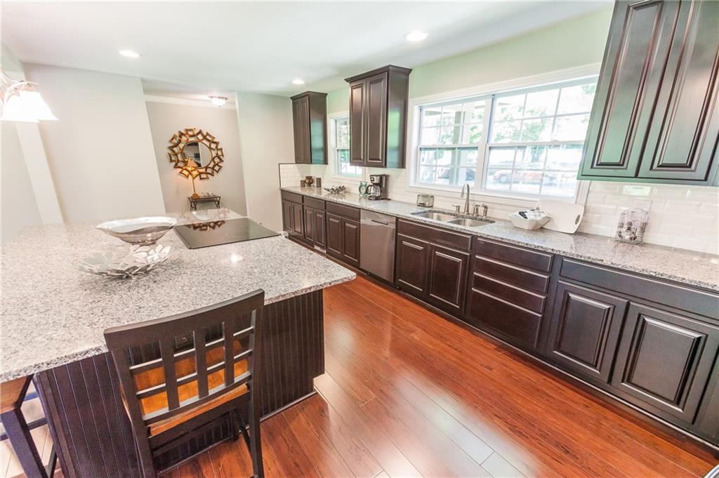 2135 Wynnedale Road Indianapolis, IN 46228 - Photo 3 of 48 Gallery Image 3