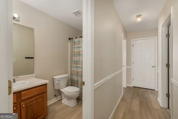 $269,900 | 543 Pointe W Drive, Dublin, GA 31021