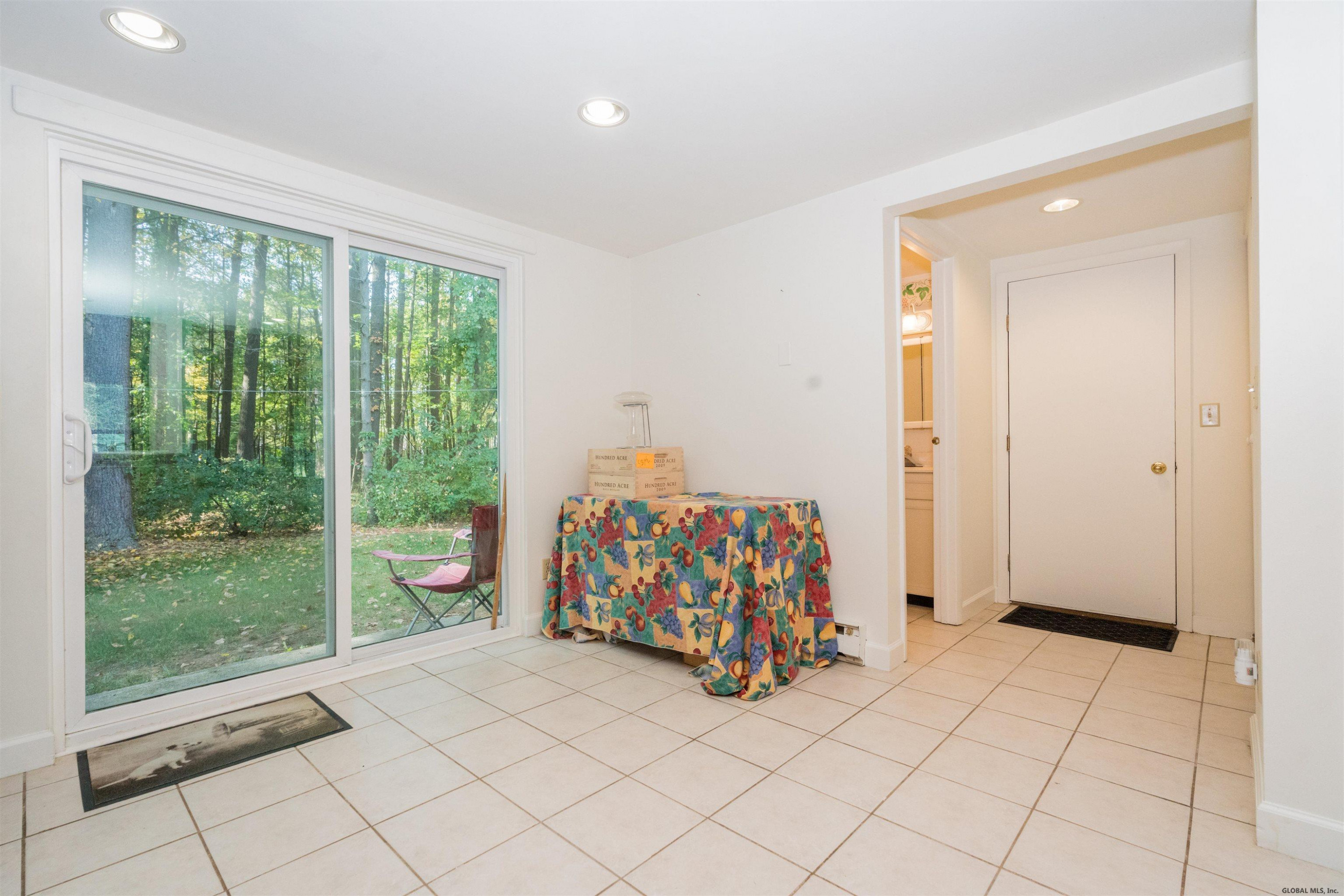 136 Thimbleberry Road Malta, NY 12020 - Photo 13 of 32 Photo 13