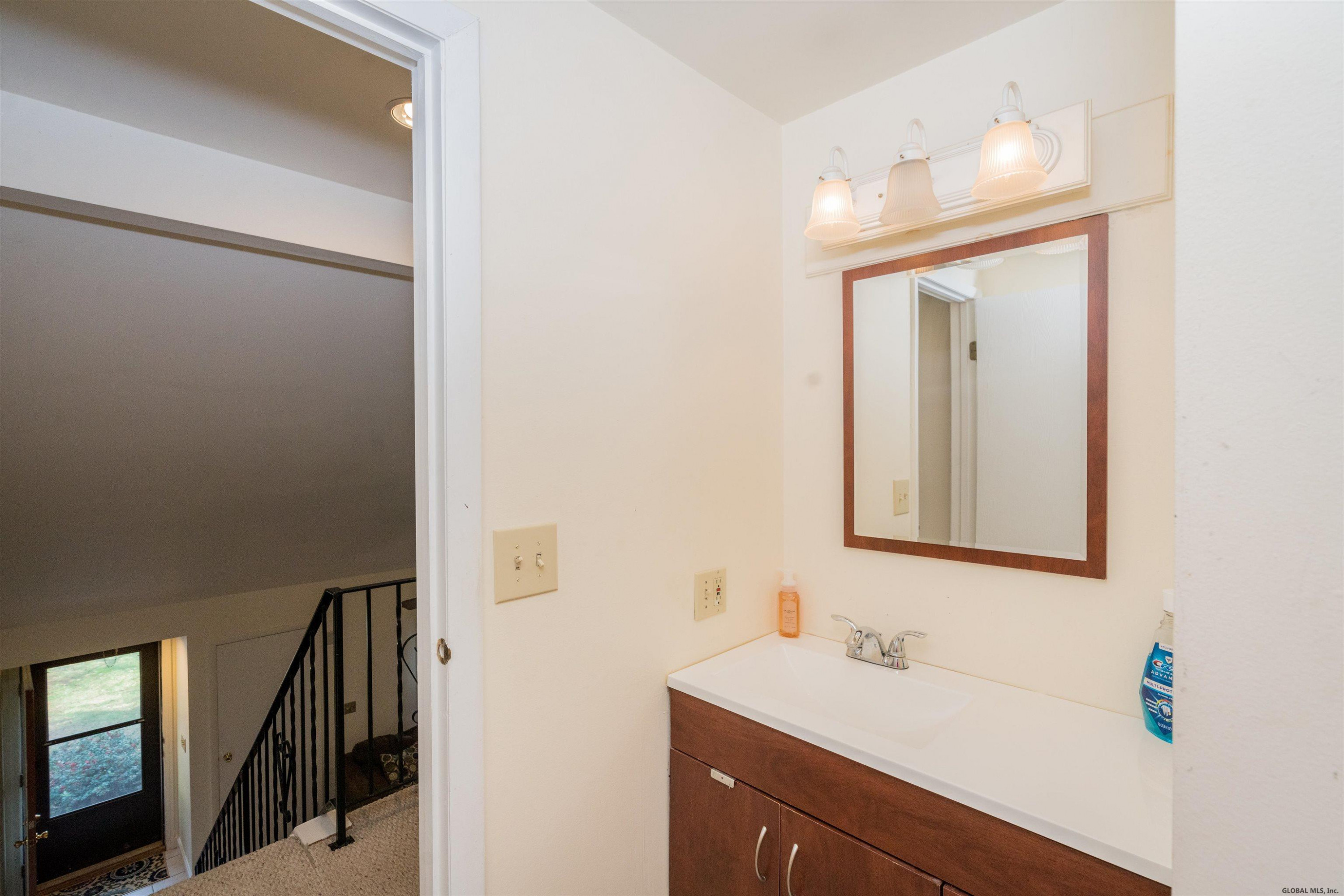 136 Thimbleberry Road Malta, NY 12020 - Photo 20 of 32 Photo 20