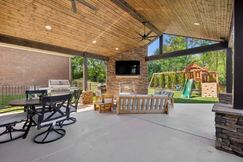 $835,000 | 124 Houghland Street, Gallatin, TN 37066