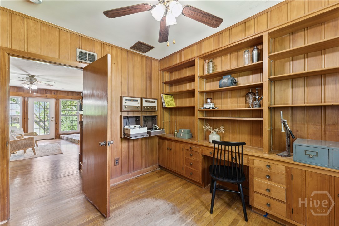 1525 Whitney Road Savannah, GA 31406 - Photo 24 of 48 Gallery Image 24
