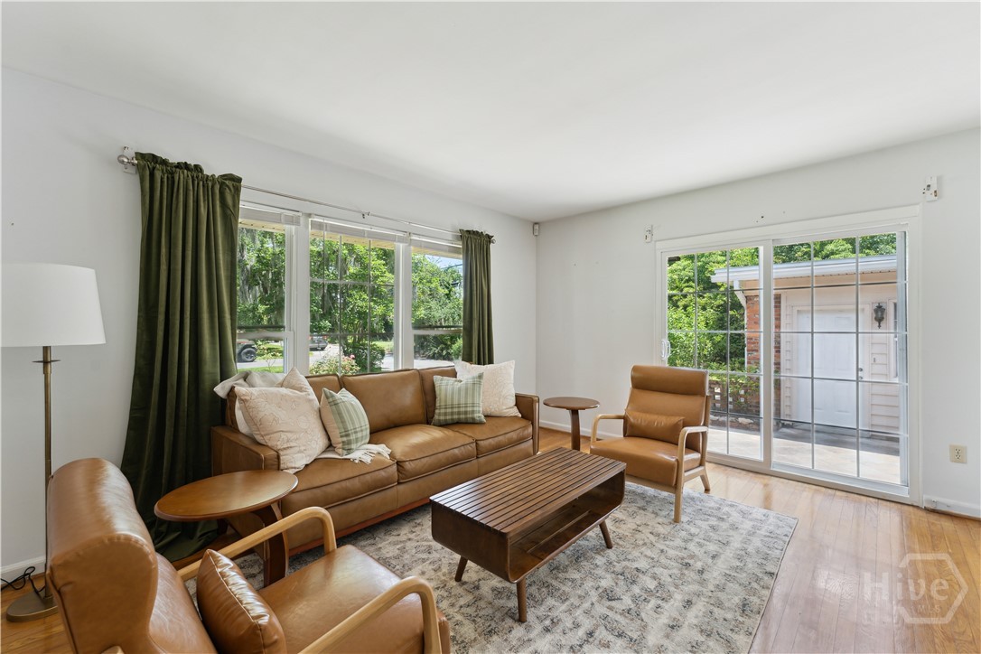 1525 Whitney Road Savannah, GA 31406 - Photo 4 of 48 Gallery Image 4