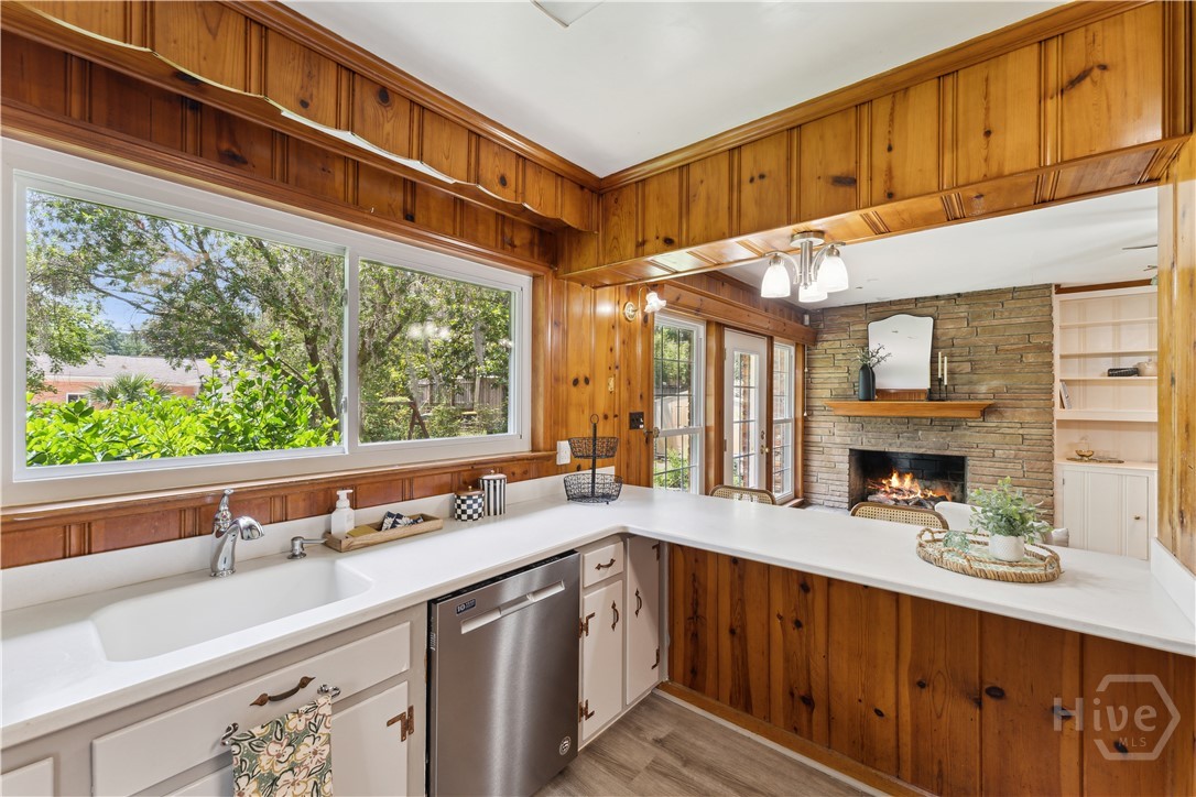 1525 Whitney Road Savannah, GA 31406 - Photo 10 of 48 Gallery Image 10