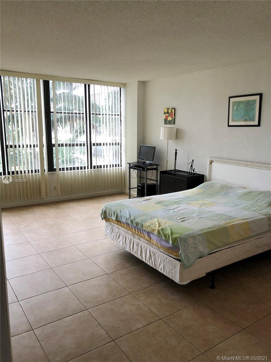 600 Three Islands Boulevard, Unit 418 Hallandale Beach, FL 33009 - Photo 11 of 20