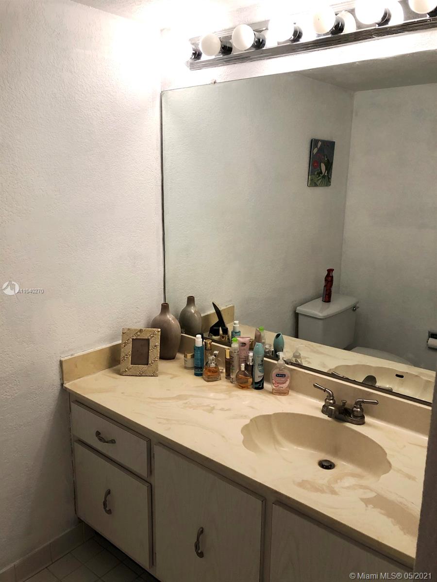 600 Three Islands Boulevard, Unit 418 Hallandale Beach, FL 33009 - Photo 10 of 20