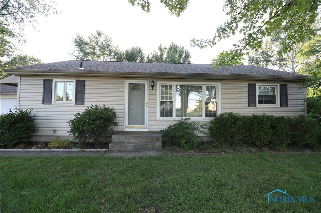 2937 Centennial Road Toledo, OH 43617 - Photo 1 of 12 Gallery Image 1