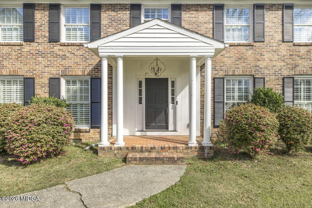 4759 Oxford Road Macon, GA 31210 - Photo 6 of 42 front view of a house