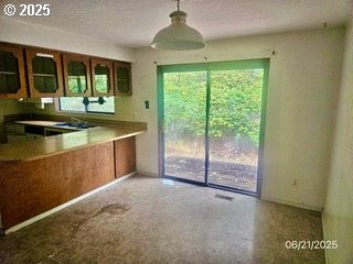 266 Woodruff Mountain Road Roseburg, OR 97471 - Photo 14 of 43