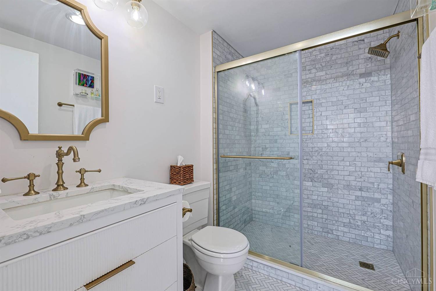 2324 Madison Road, Unit 1003 Cincinnati, OH 45208 - Photo 19 of 34 Gallery Image 19