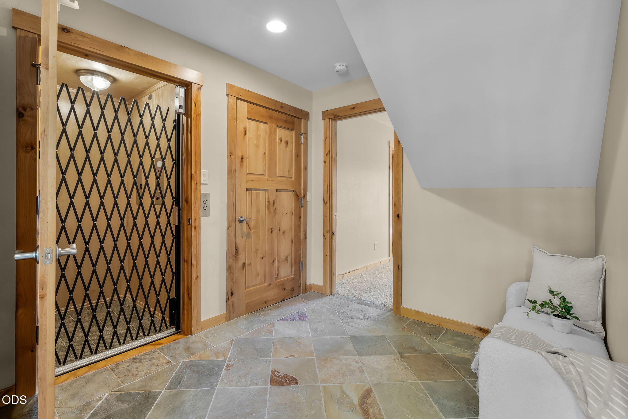 601 Southwest Otter Way Bend, OR 97702 - Photo 29 of 56