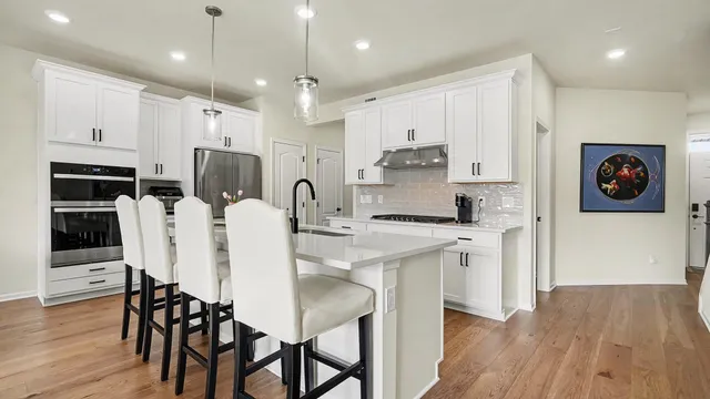 $529,000 | 5512 East Spaniel Drive, Ann Arbor, MI 48108