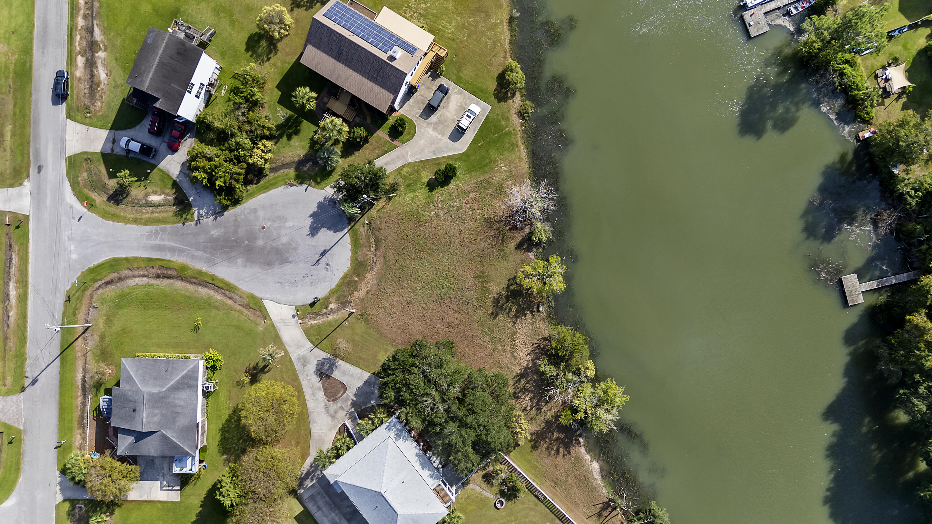 1410 Ordinance Point Charleston, SC 29412 - Photo 3 of 10 DJI_20251001160459_0010_D