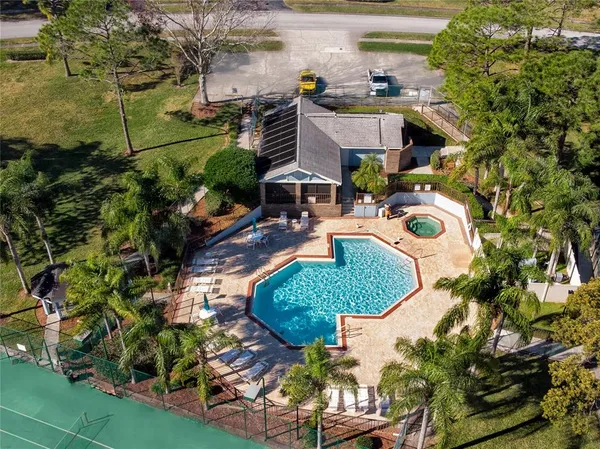 $1,800 | 2411 Bentley Drive, Unit 2411, Palm Harbor, FL 34684