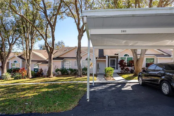 $1,800 | 2411 Bentley Drive, Unit 2411, Palm Harbor, FL 34684
