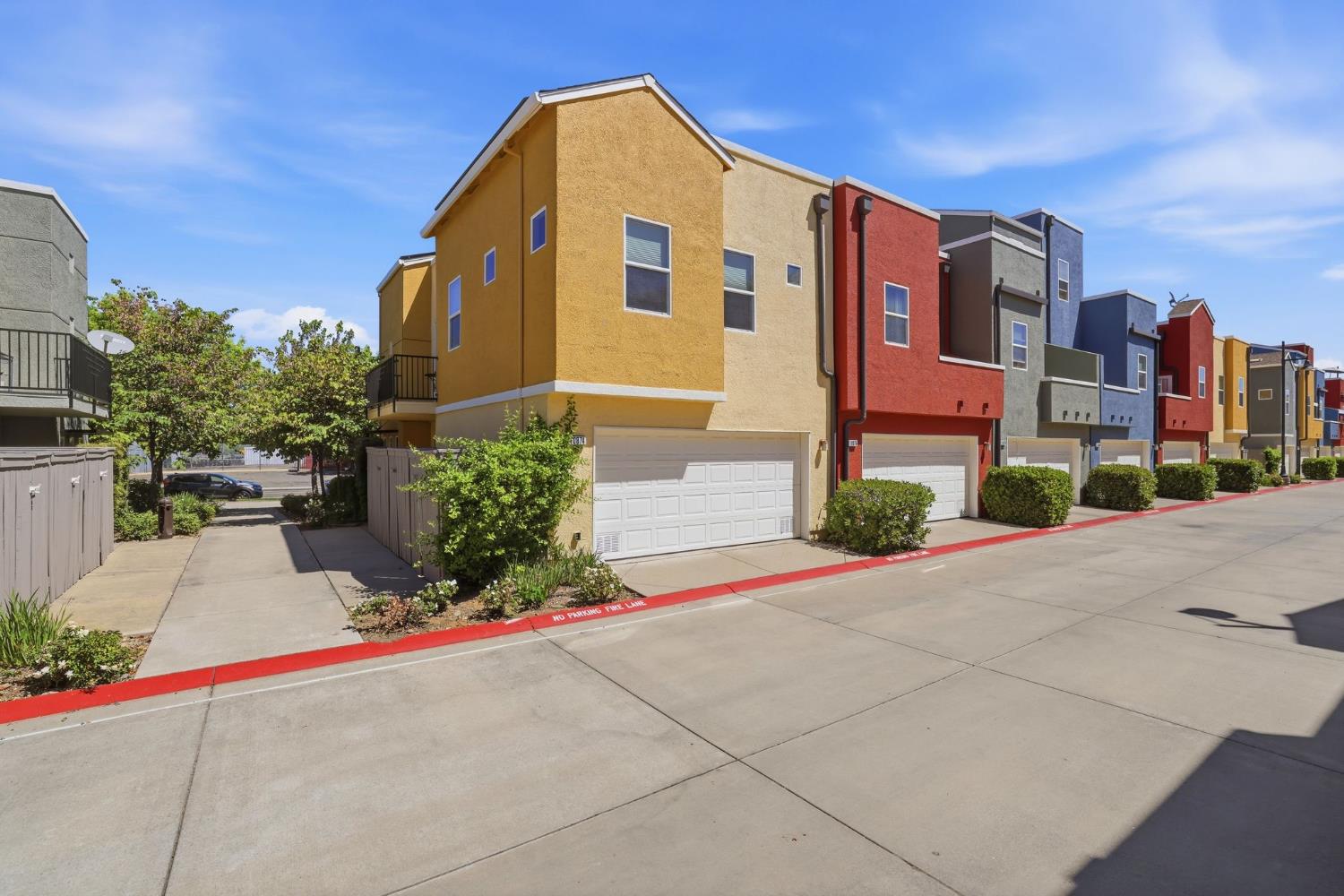 10874 Disk Drive Rancho Cordova, CA 95670 - Photo 2 of 50 2 car garage