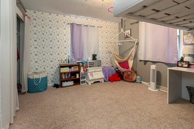 $179,900 | 804 South Valley Road, Carbondale, IL 62901