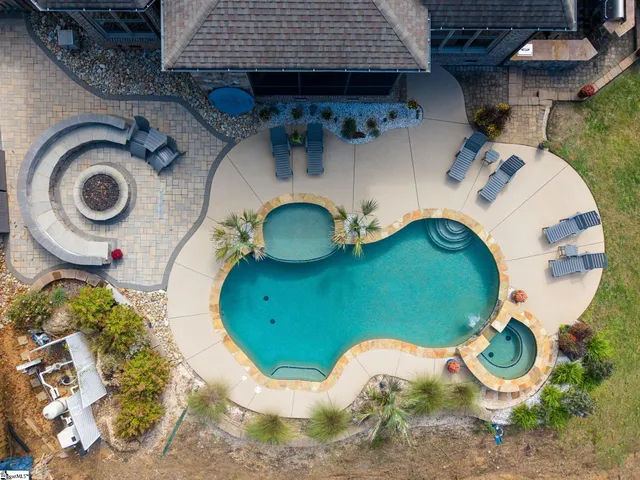 $1,575,000 | 100 Chamblee Boulevard, Greenville, SC 29615