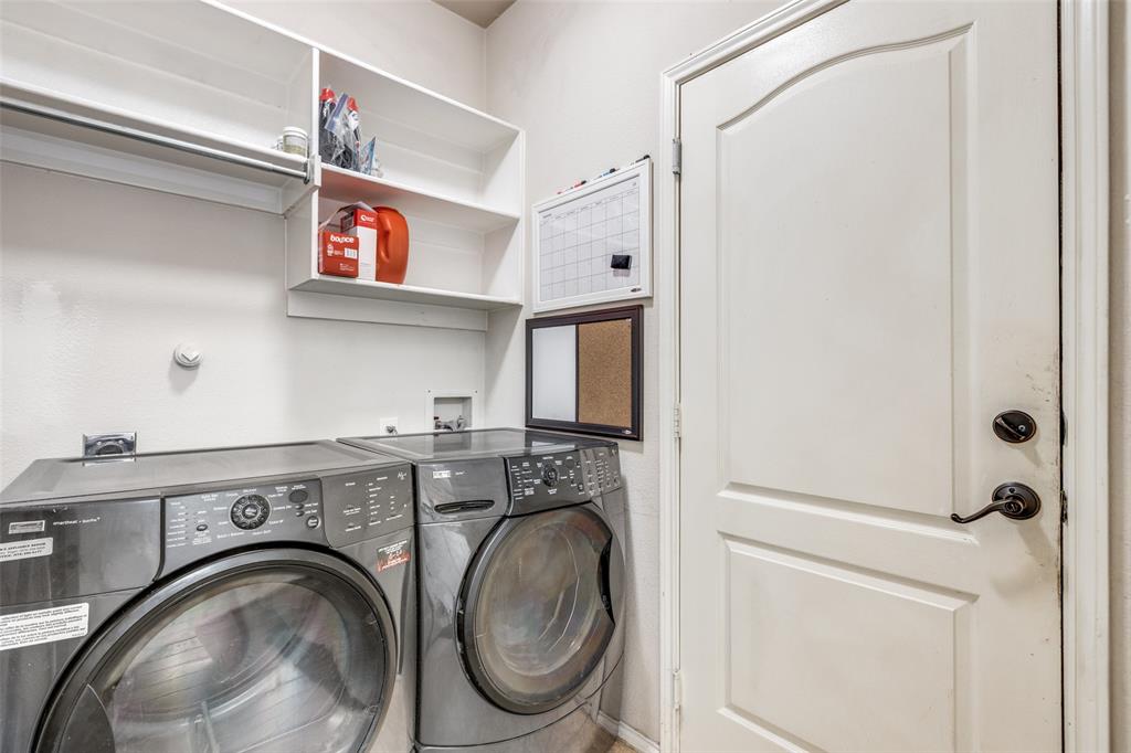 11146 Clearstream Lane Frisco, TX 75035 - Photo 12 of 28 a utility room with dryer and washer
