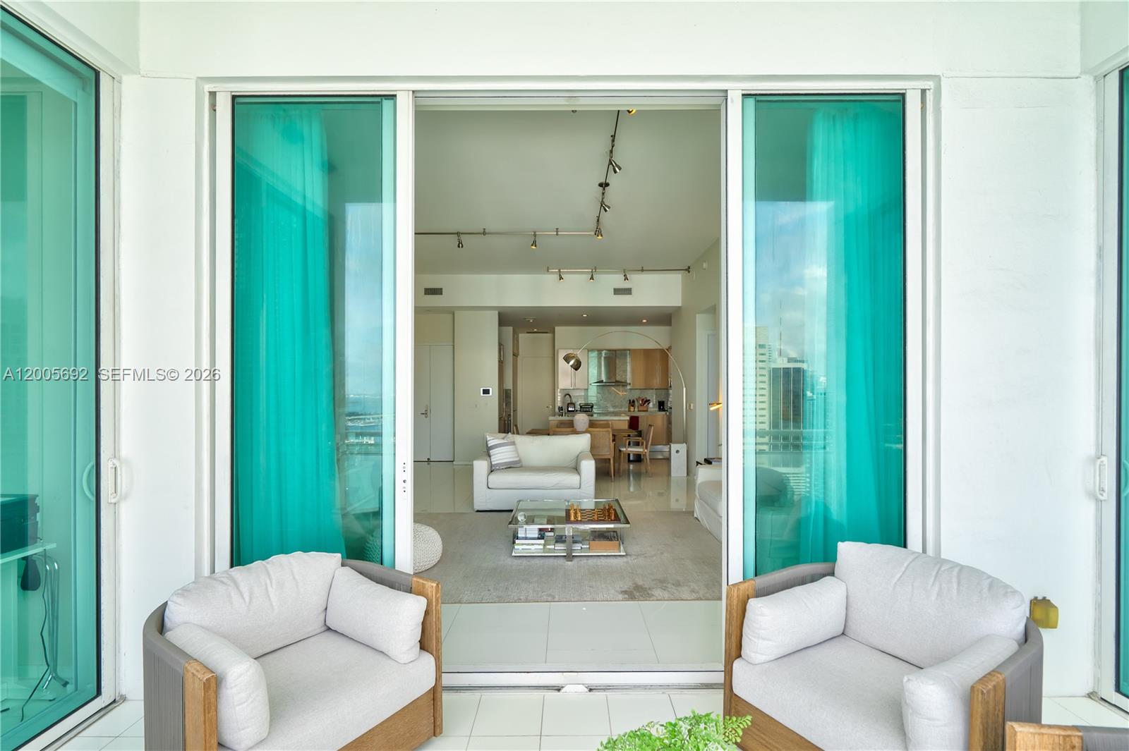 900 Brickell Key Boulevard, Unit 3002 Miami, FL 33131 - Photo 16 of 47