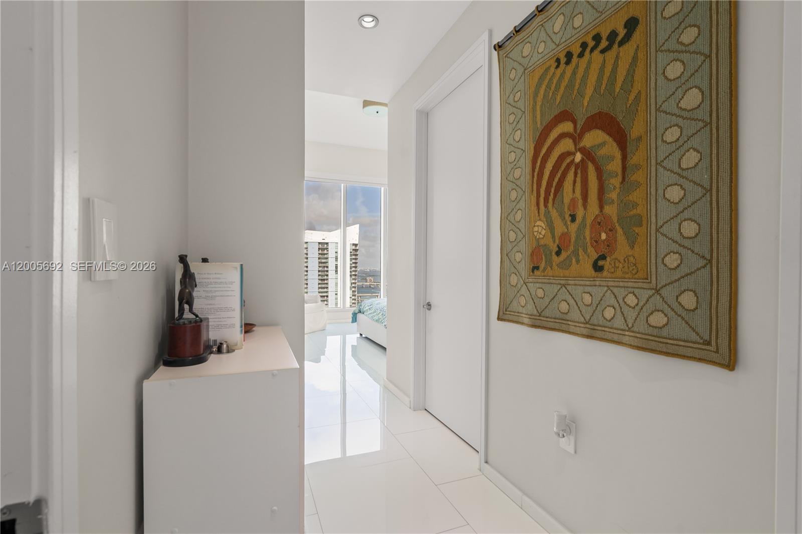 900 Brickell Key Boulevard, Unit 3002 Miami, FL 33131 - Photo 23 of 47