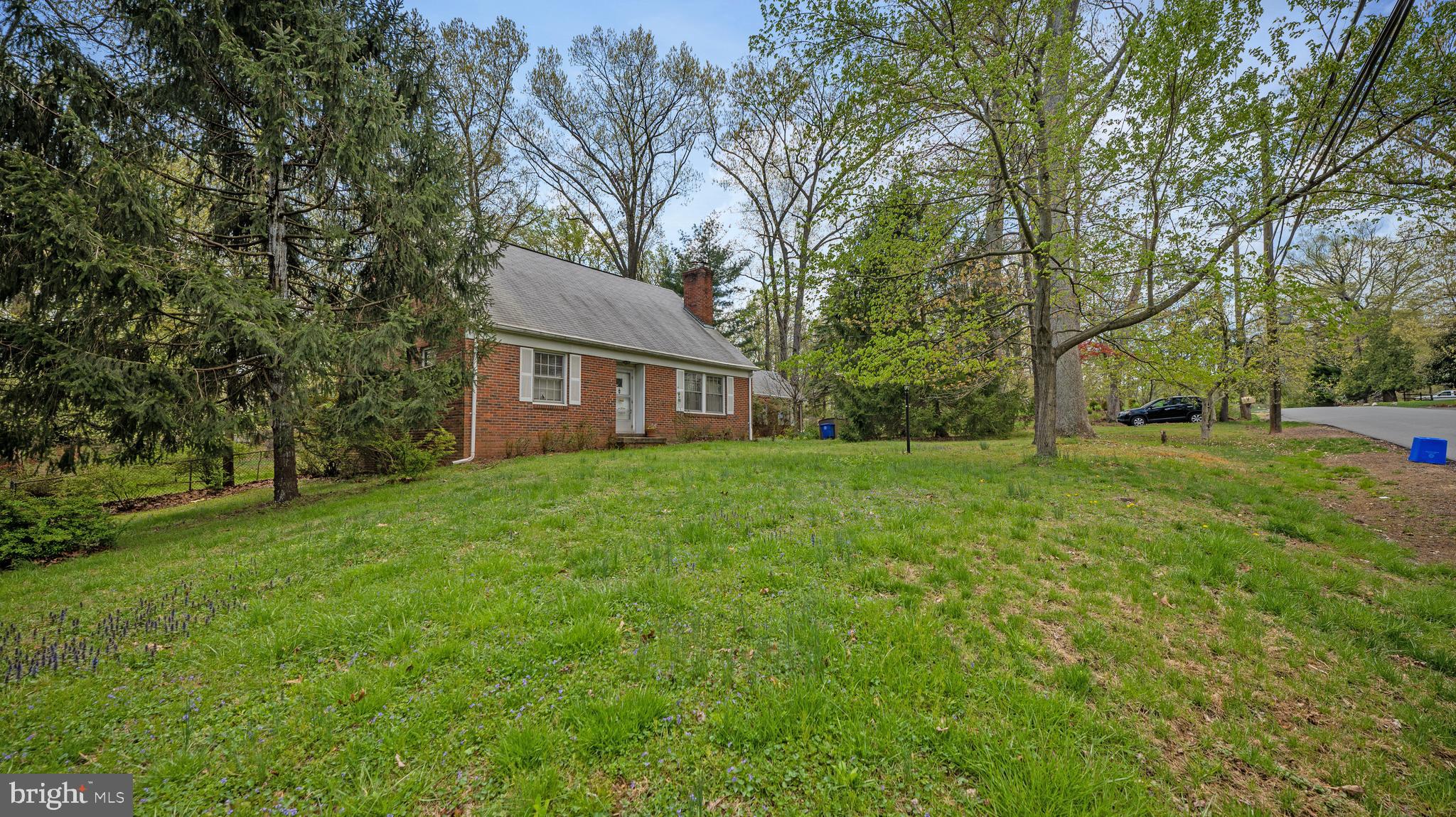 706 Stonington Road Silver Spring, MD 20902 - Photo 4 of 13