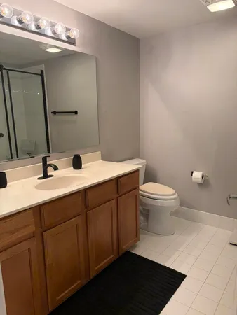 $259,900 | 9355 Irving Park Road, Unit 402, Schiller Park, IL 60176