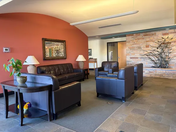 $259,900 | 9355 Irving Park Road, Unit 402, Schiller Park, IL 60176