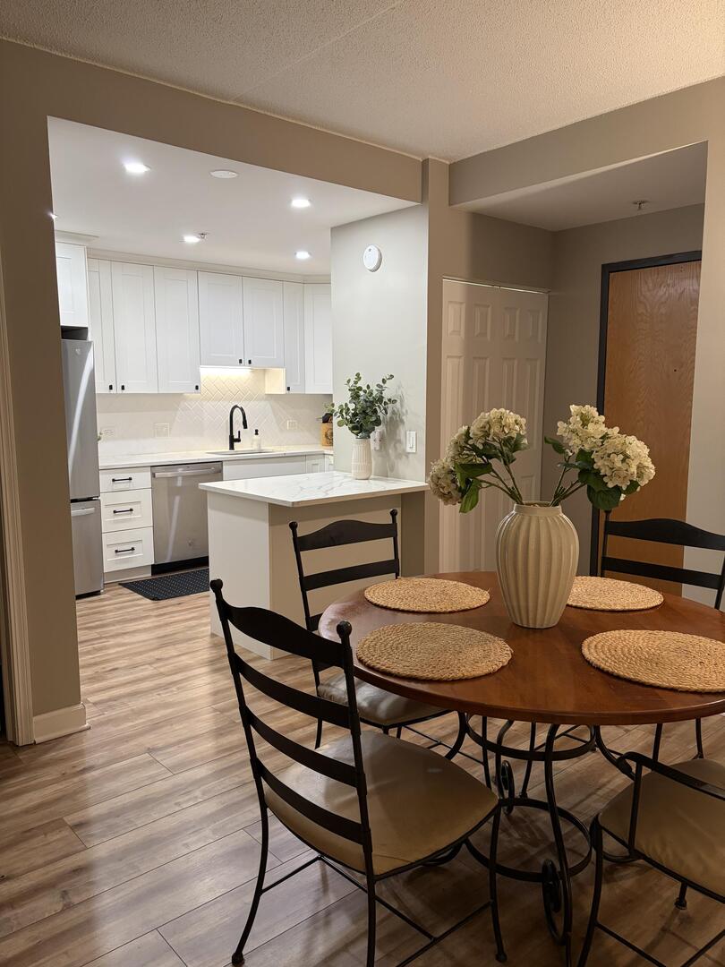 9355 Irving Park Road, Unit 402 Schiller Park, IL 60176 - Photo 10 of 23