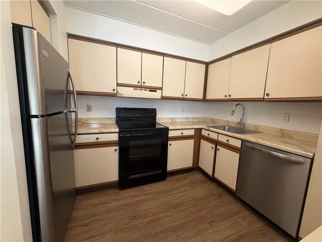 $95,000 | 1987 Centurion Drive, Unit 311, Pittsburgh, PA 15221